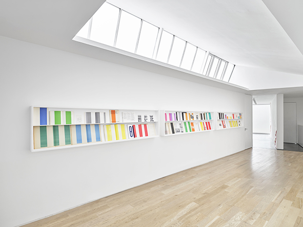 Pages in situ